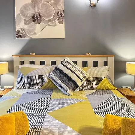 Wold View Gristhorpe