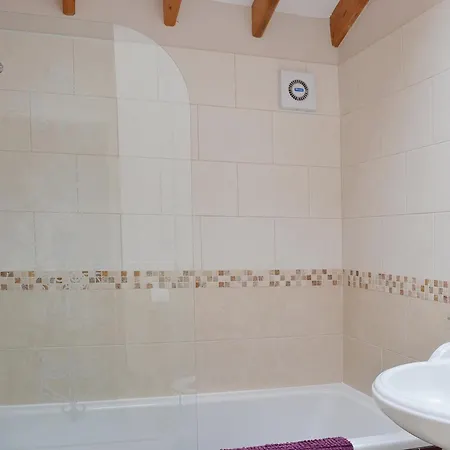 Wold View Gristhorpe